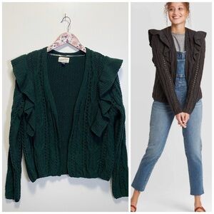 UNIVERSAL THREAD Hunter Green Ruffle Shoulder Open Front Cardigan Sweater Medium